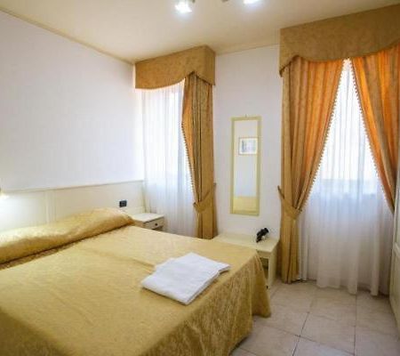 Oz House Bed & Breakfast Scalea Exterior foto